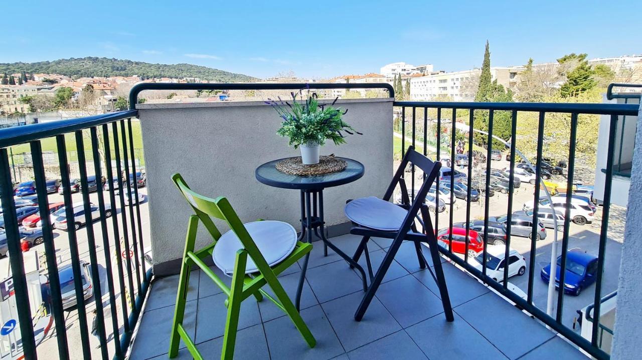 City Star Apartment Split Bagian luar foto