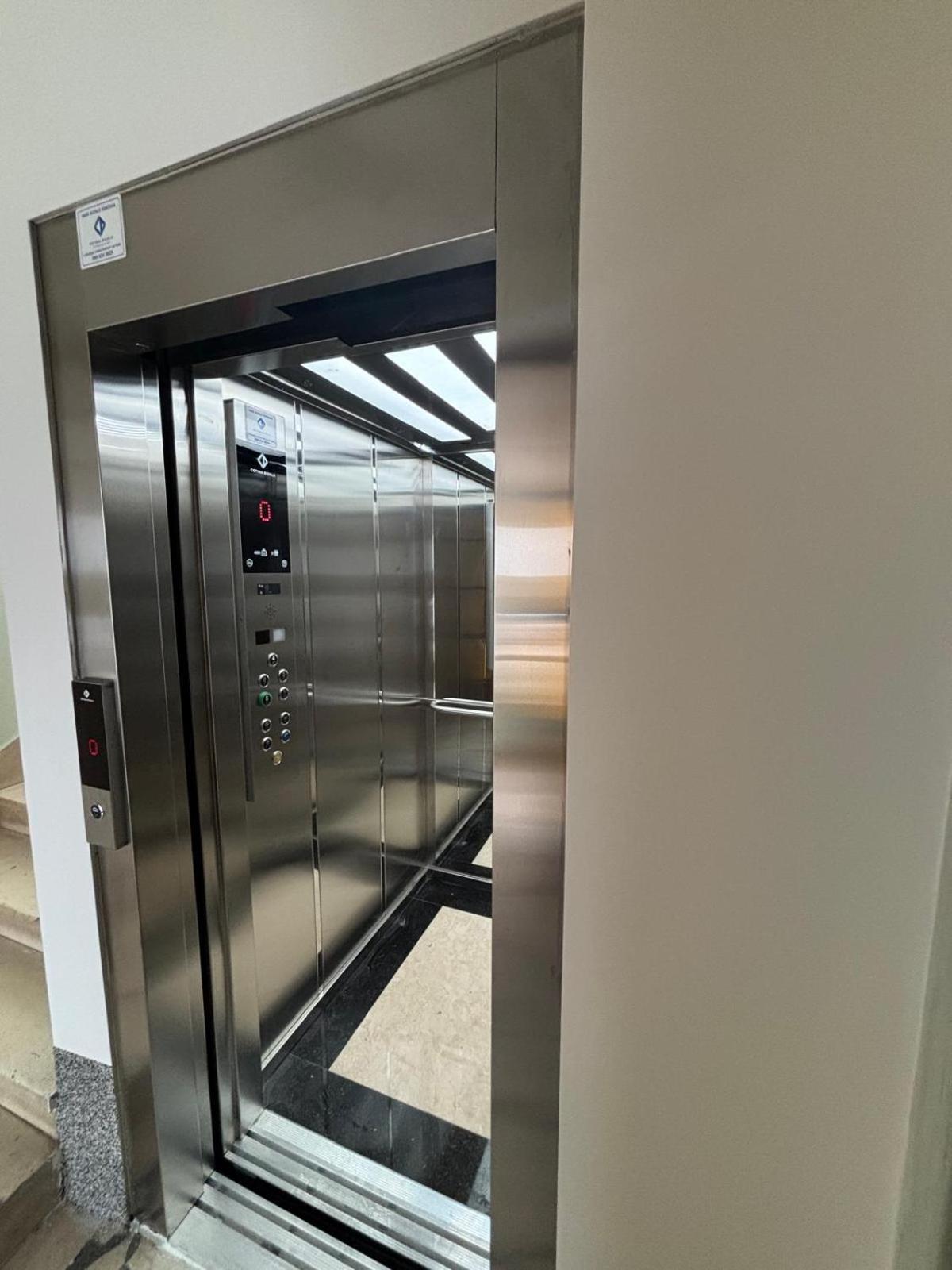 City Star Apartment Split Bagian luar foto